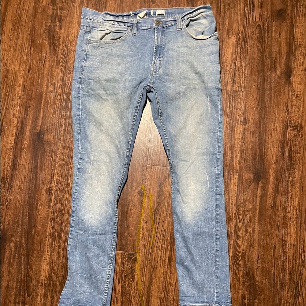 Men's Light Blue Jeans